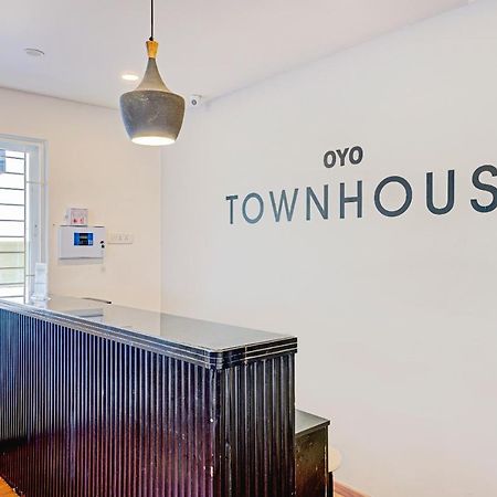 Oyo Townhouse 74871 Thoraipakkam Hotel Madras Zewnętrze zdjęcie