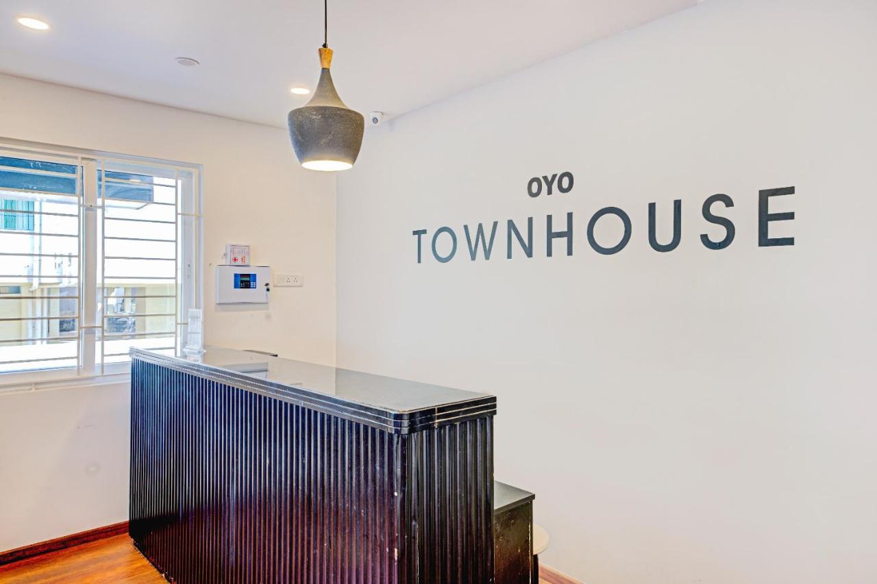 Oyo Townhouse 74871 Thoraipakkam Hotel Madras Zewnętrze zdjęcie